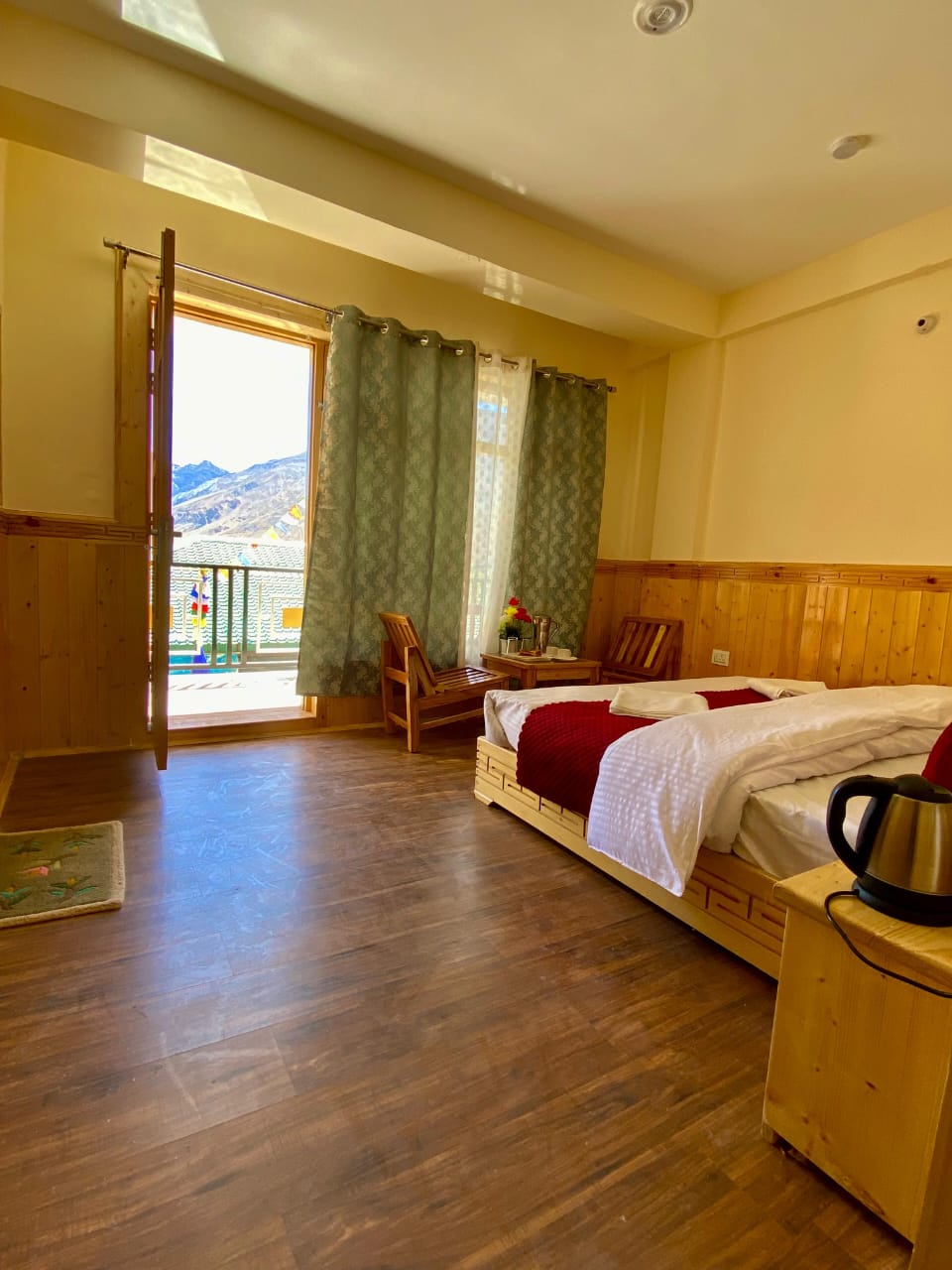 Mountain View Deluxe Room photo 10