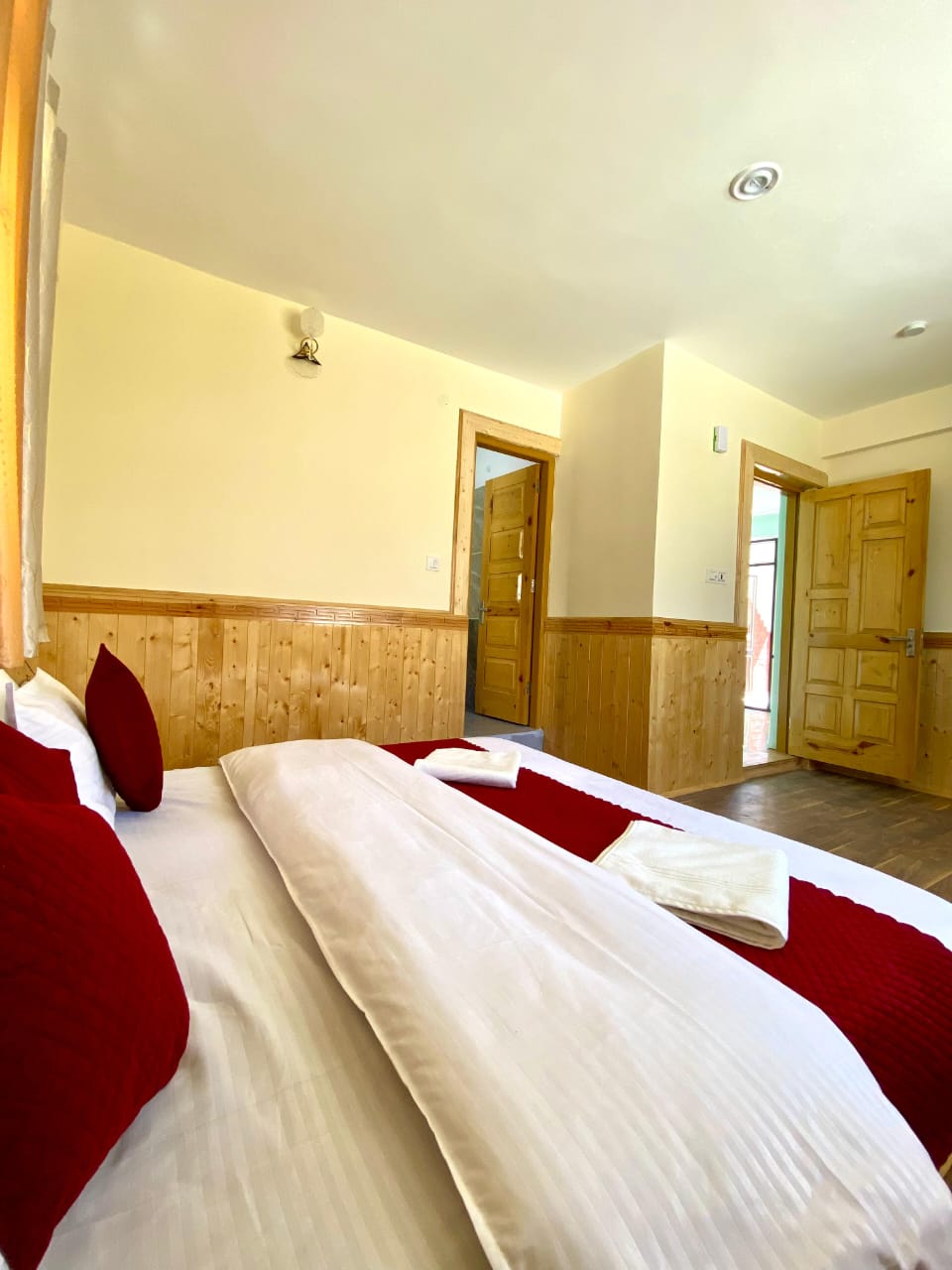 Mountain View Deluxe Room photo 17